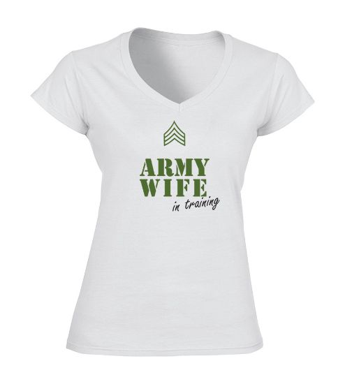 Picture of Army Wife Training 01 T-shirt